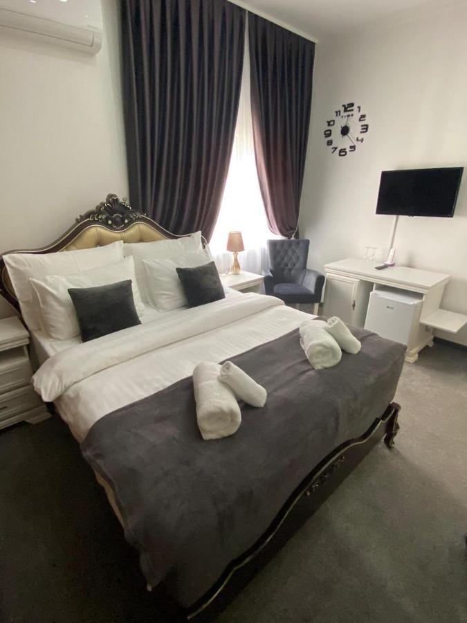 Hotel Palace Velika Kladusa Eksteriør billede