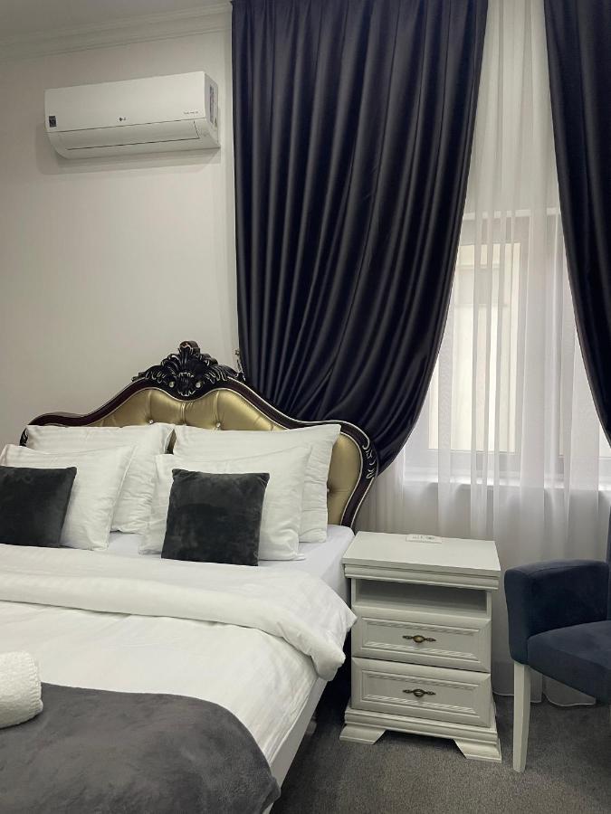 Hotel Palace Velika Kladusa Eksteriør billede